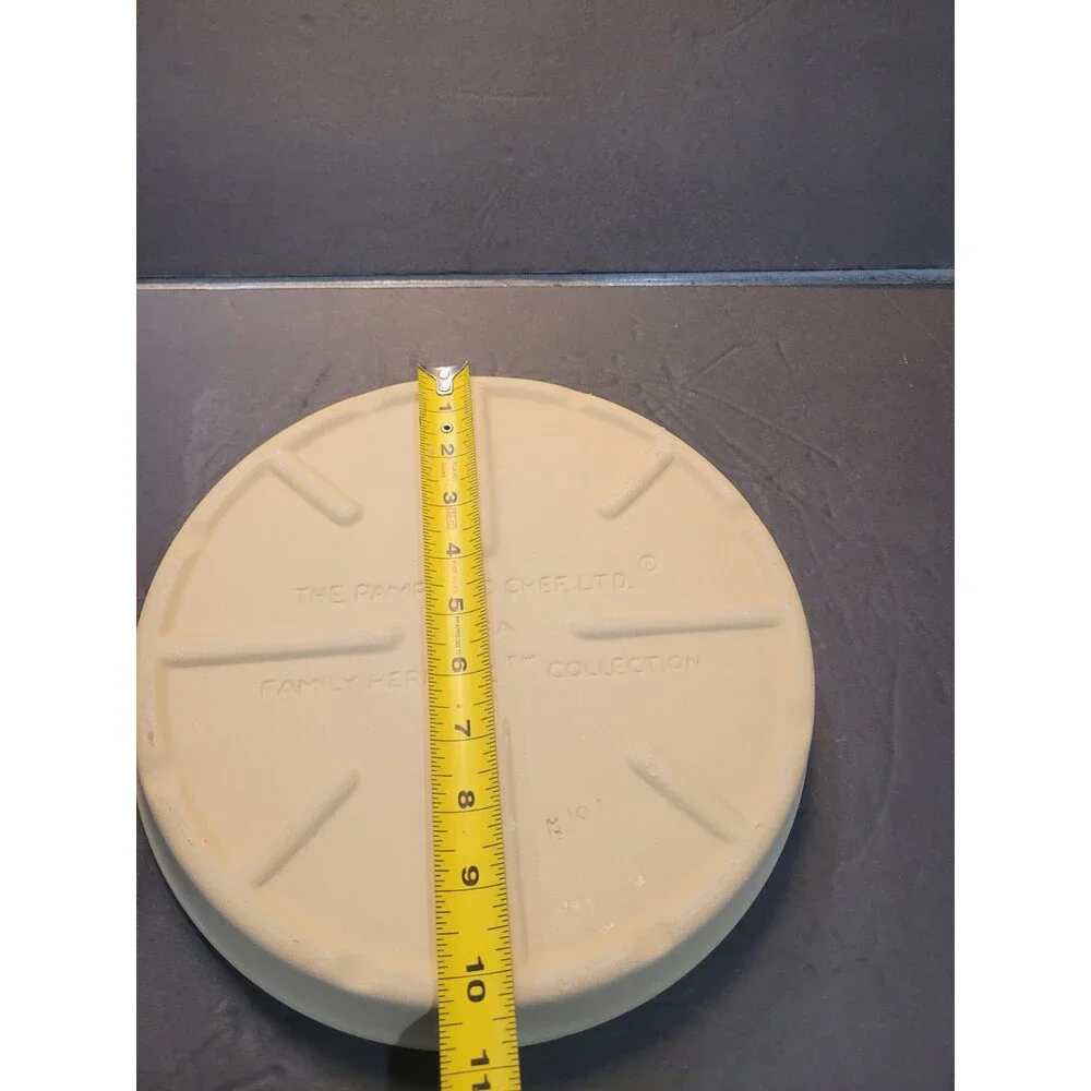 Pampered Chef Family Heritage Collection Round Deep Dish Stoneware
